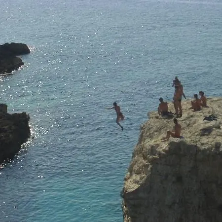 De La Ξενοδοχείο 3*